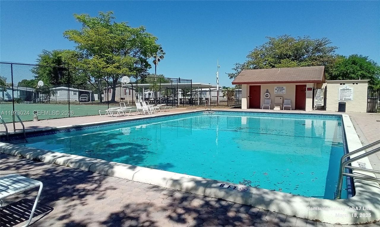 21821 S Heritage Cir, Unit 1, Pembroke Pines, FL 33029 Photo