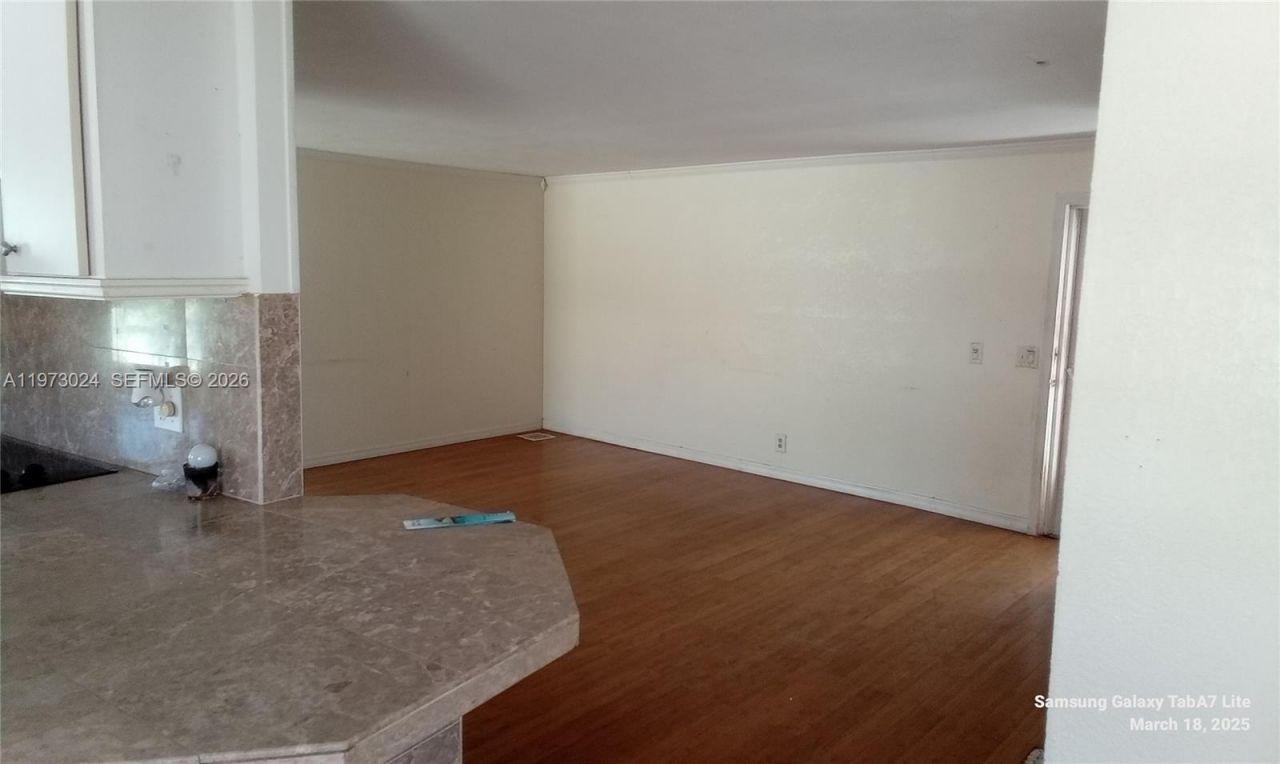 21821 S Heritage Cir, Unit 1, Pembroke Pines, FL 33029 Photo