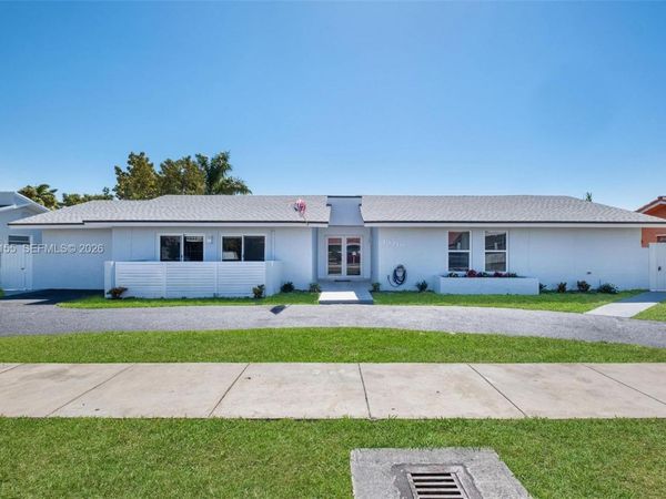 13710 SW 18th Ter , Miami, FL 33175