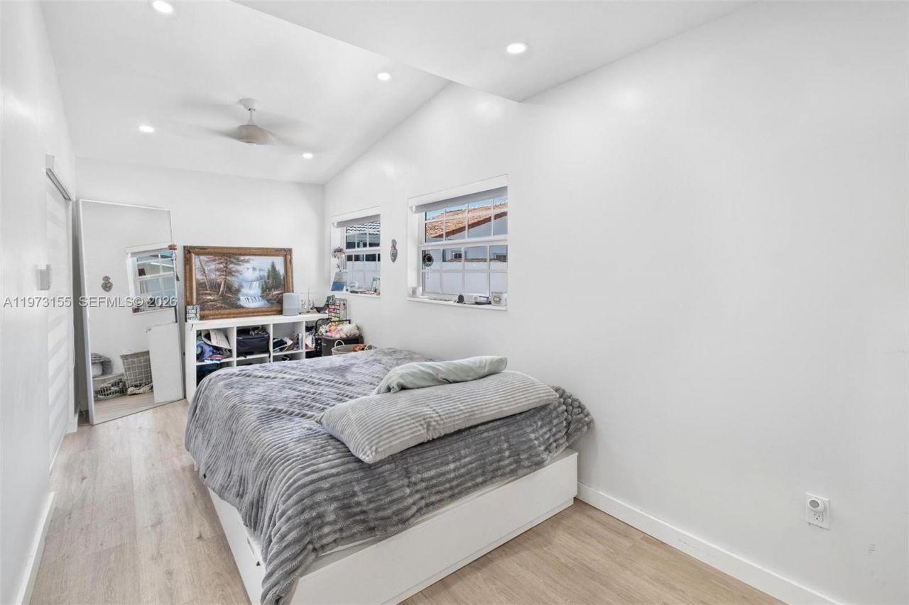 13710 SW 18th Ter , Miami, FL 33175 Photo