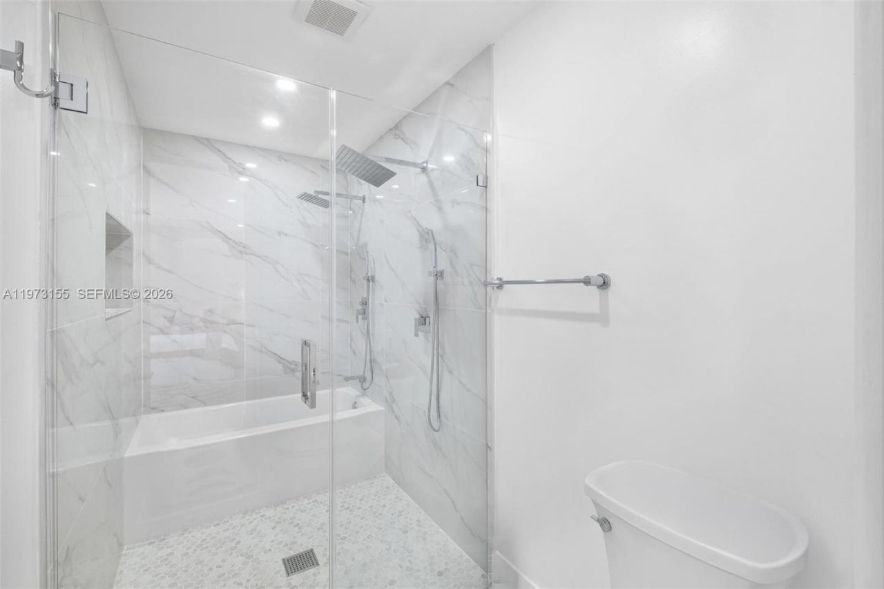 13710 SW 18th Ter , Miami, FL 33175 Photo