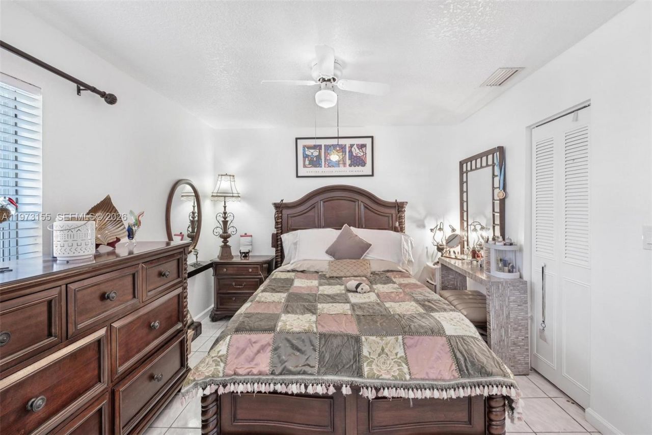 13710 SW 18th Ter , Miami, FL 33175 Photo