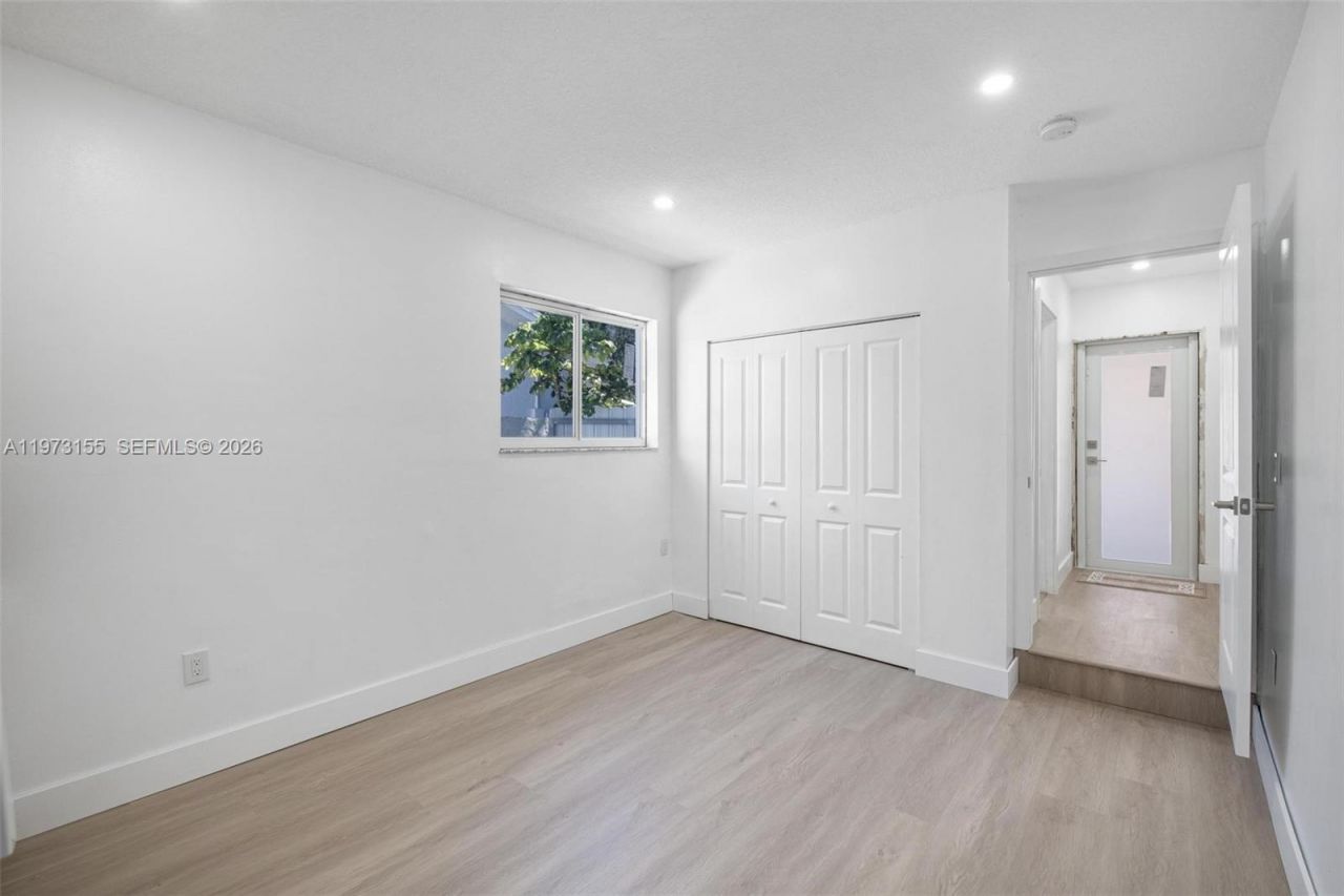 13710 SW 18th Ter , Miami, FL 33175 Photo