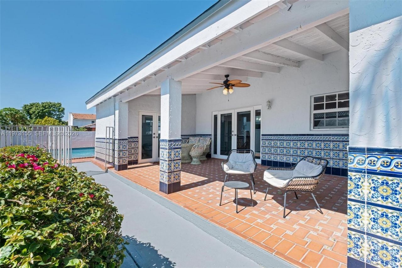 13710 SW 18th Ter , Miami, FL 33175 Photo