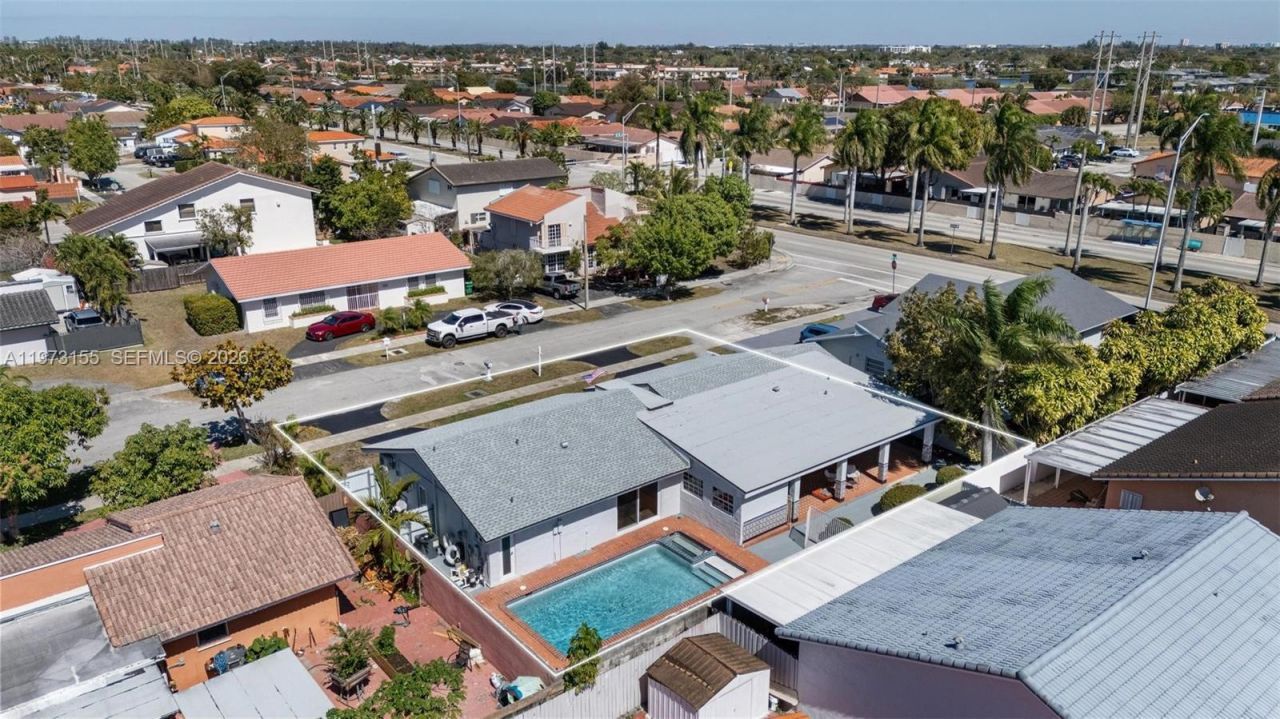 13710 SW 18th Ter , Miami, FL 33175 Photo