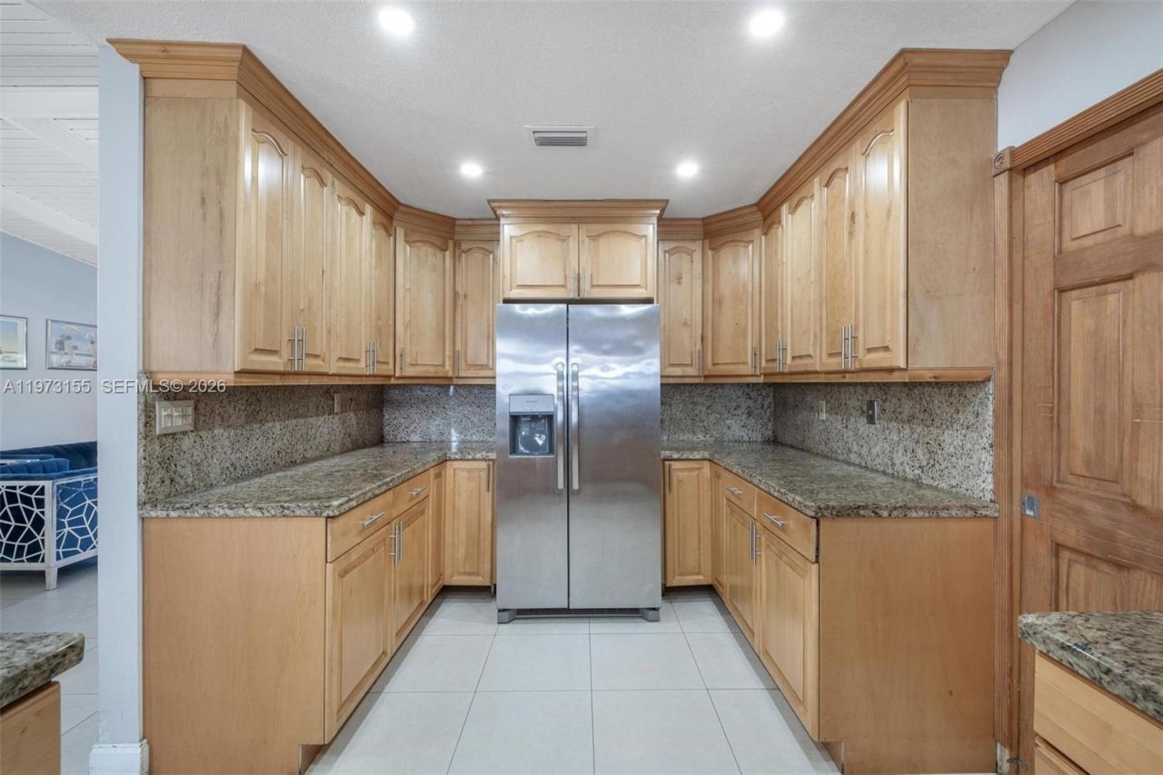 13710 SW 18th Ter , Miami, FL 33175 Photo