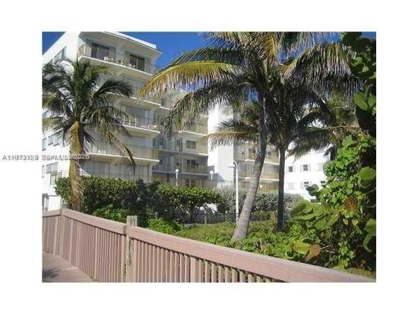901 S Surf Rd , Unit 402, Hollywood, FL 33019