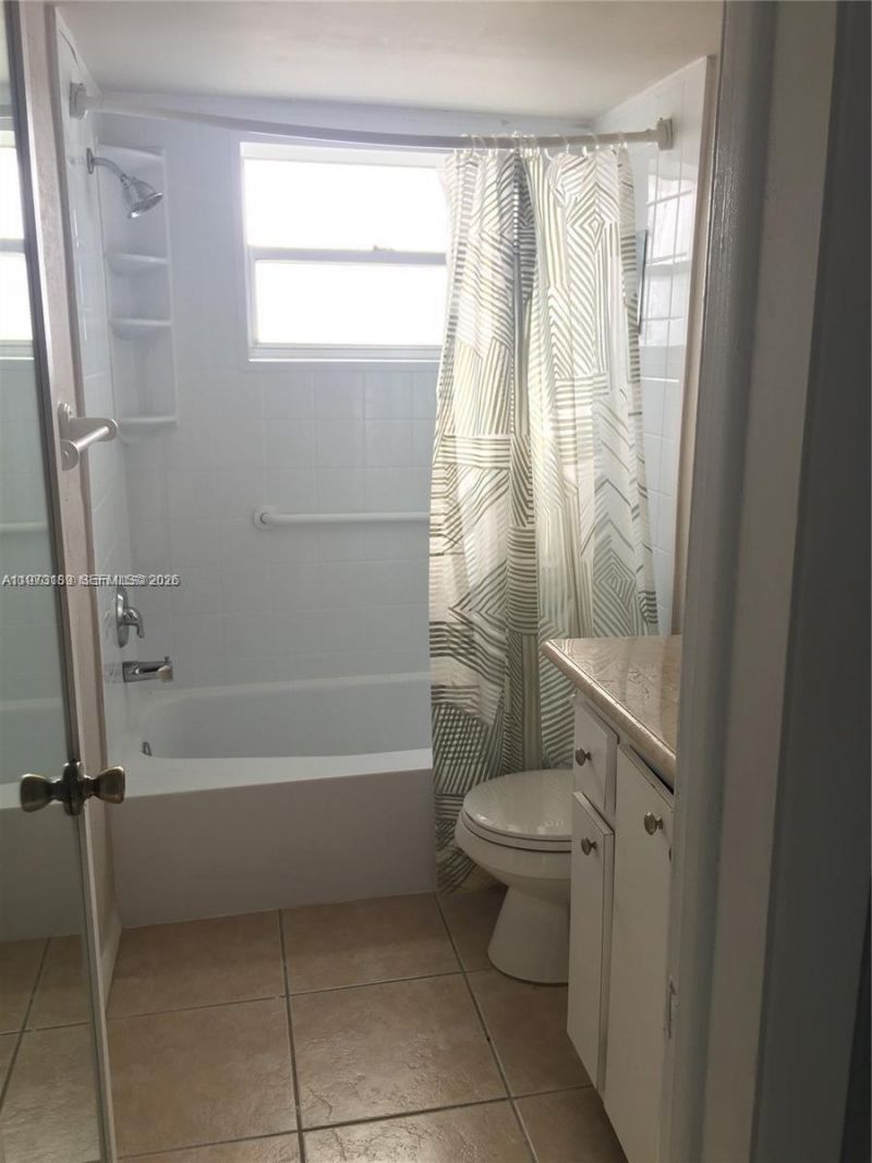 901 S Surf Rd , Unit 402, Hollywood, FL 33019 Photo