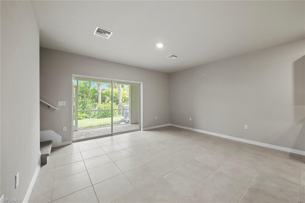 15319 Wildflower Cir, Naples, FL 34119 Photo