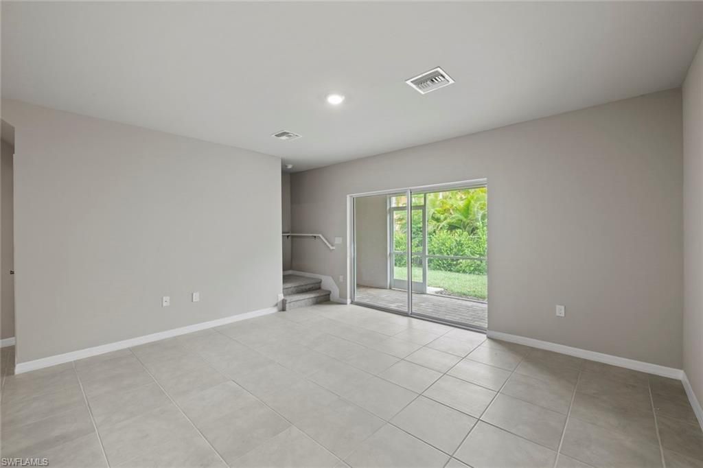 15319 Wildflower Cir, Naples, FL 34119 Photo