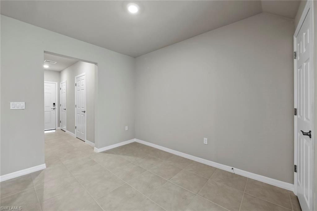 15319 Wildflower Cir, Naples, FL 34119 Photo