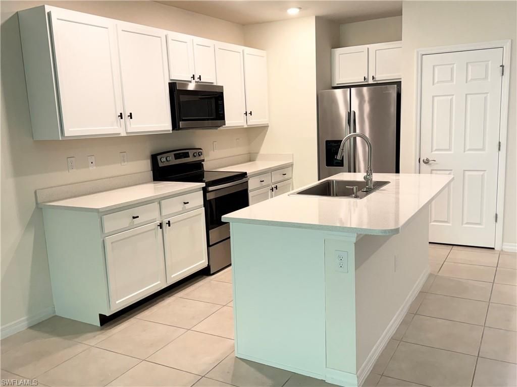 15319 Wildflower Cir, Naples, FL 34119 Photo