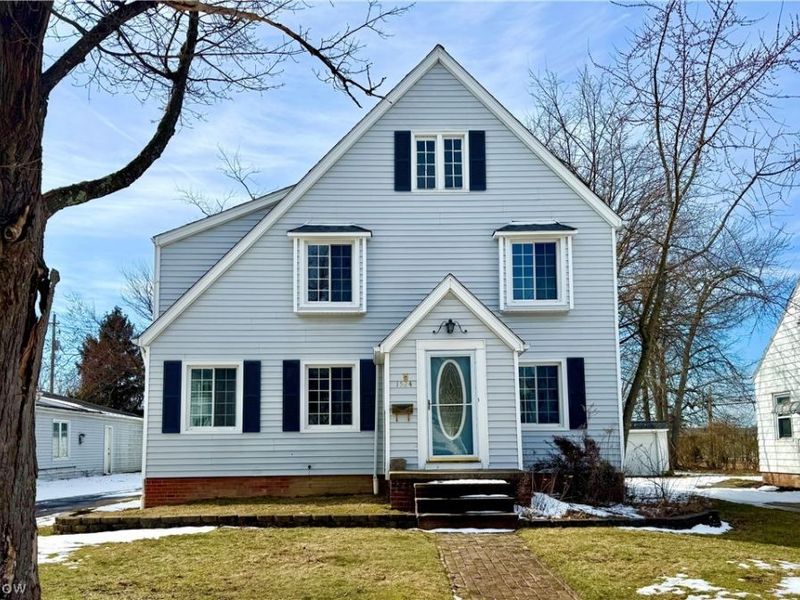 1524 Jaeger Drive, Lyndhurst, OH 44124 Photo 1