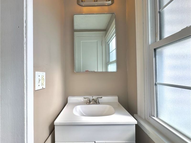 1524 Jaeger Drive, Lyndhurst, OH 44124 Photo 25