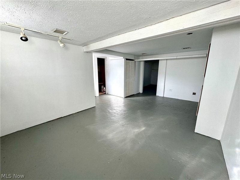 1524 Jaeger Drive, Lyndhurst, OH 44124 Photo 28