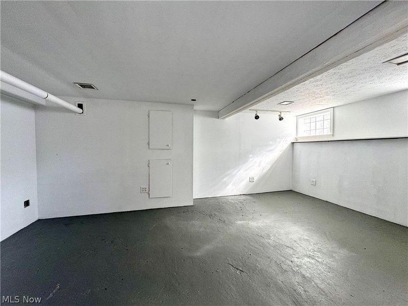 1524 Jaeger Drive, Lyndhurst, OH 44124 Photo 29