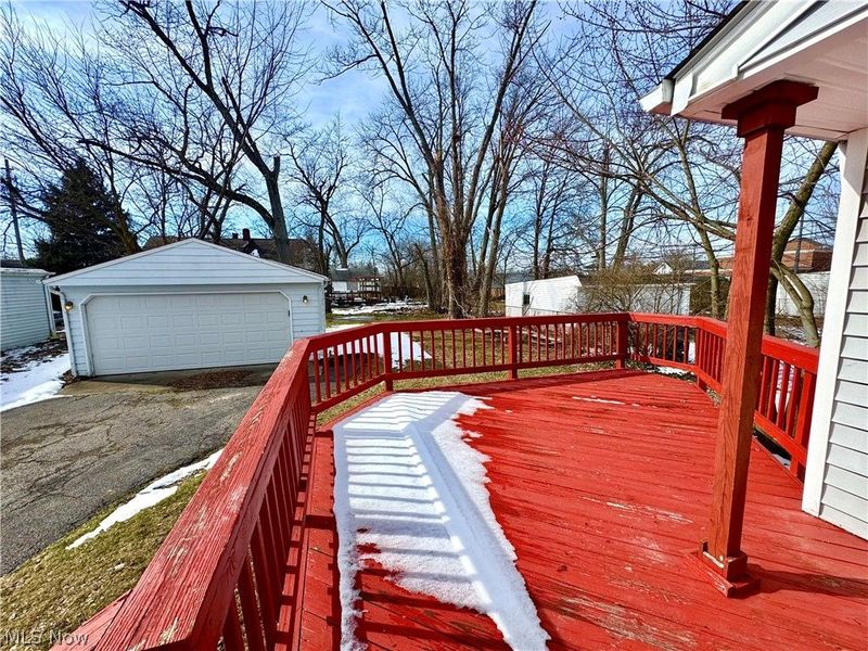 1524 Jaeger Drive, Lyndhurst, OH 44124 Photo 6