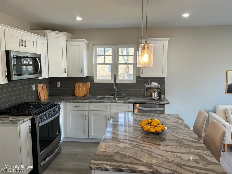 24431 Hartland Road, Euclid, OH 44123 Photo 12