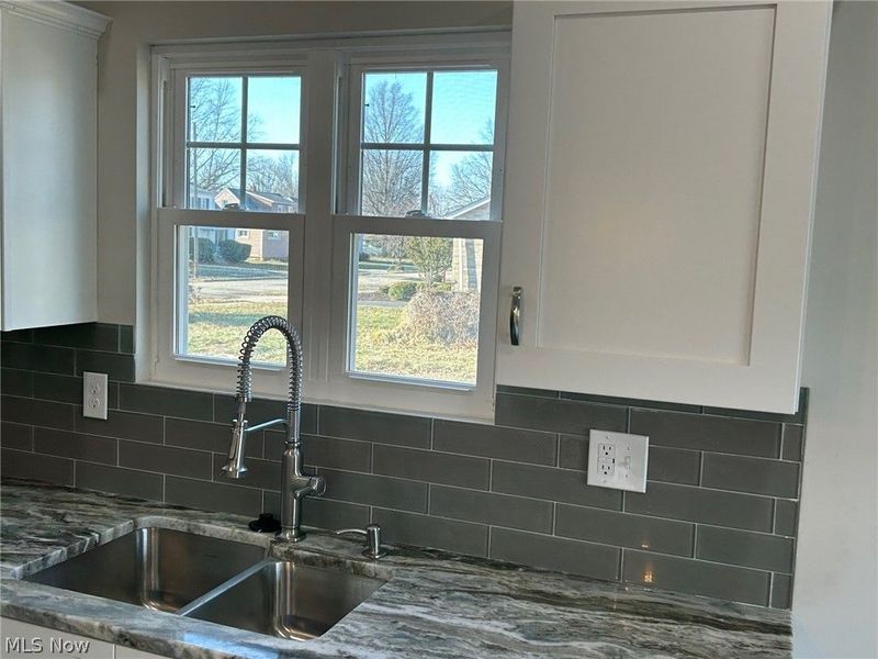 24431 Hartland Road, Euclid, OH 44123 Photo 13