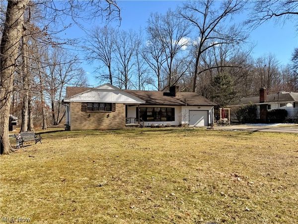 239 Dunbar Road, Tallmadge, OH 44278