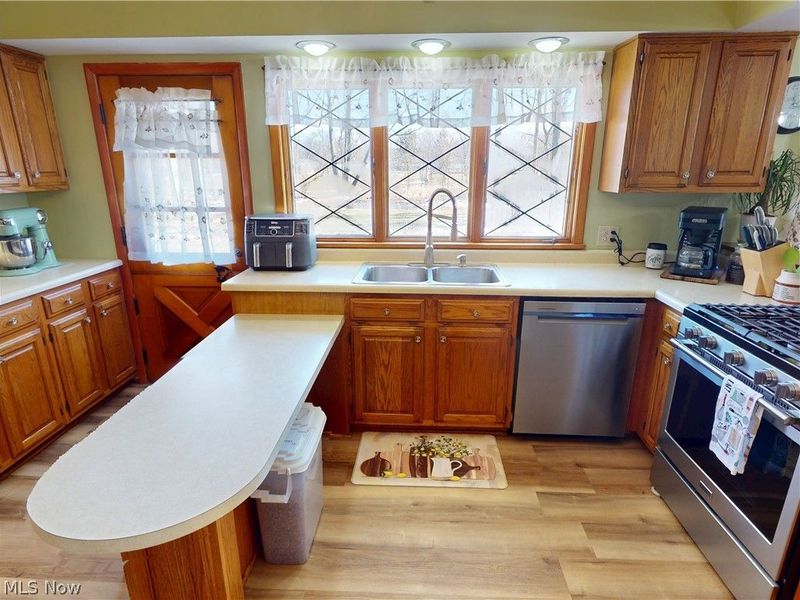 239 Dunbar Road, Tallmadge, OH 44278 Photo 15