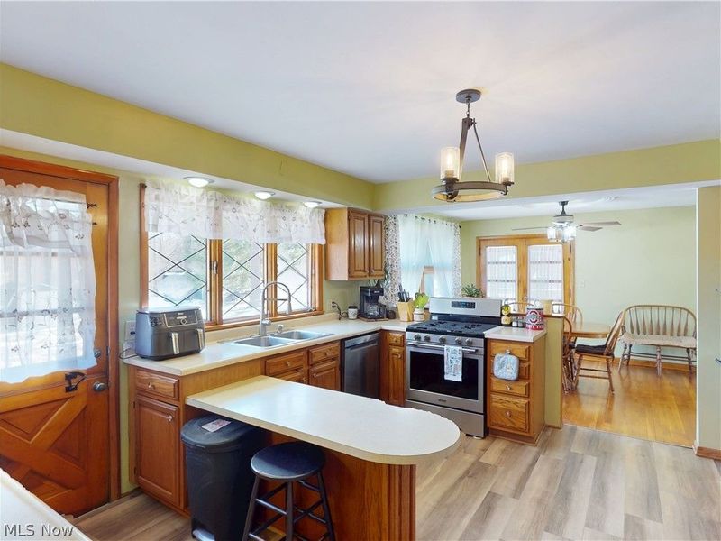 239 Dunbar Road, Tallmadge, OH 44278 Photo 17