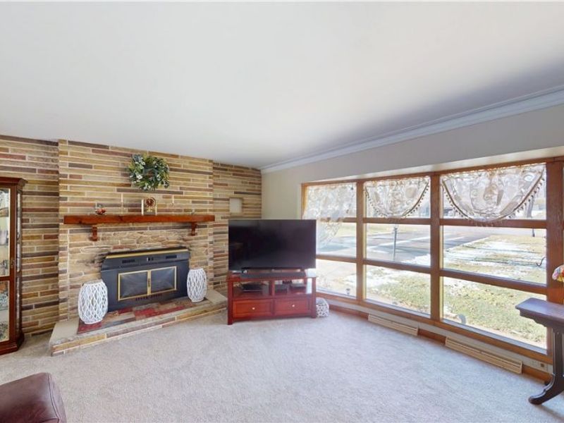 239 Dunbar Road, Tallmadge, OH 44278 Photo 4