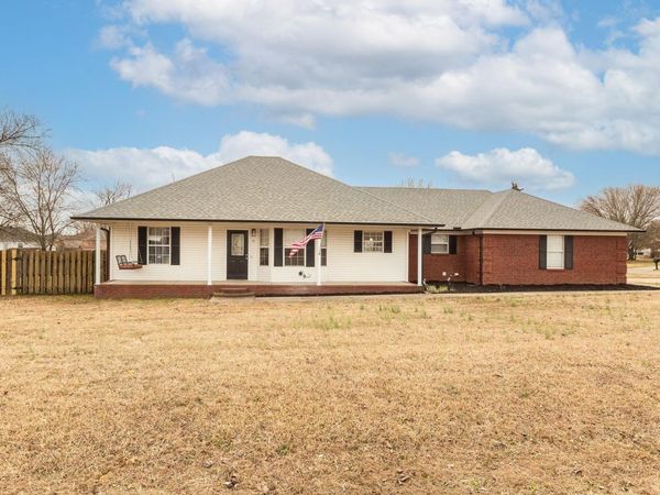 31 Crosswind Cove, Ward, AR 72176