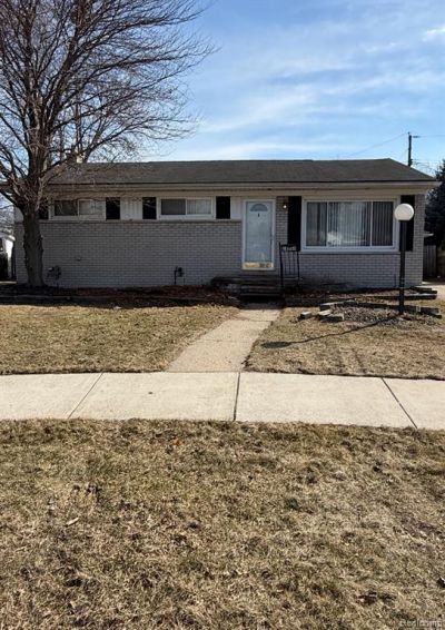 28800 Tawas Court, Madison Heights, MI 48071 Main Photo