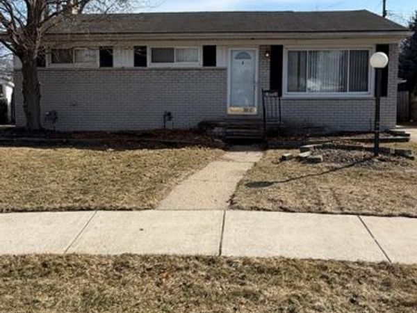 28800 Tawas Court, Madison Heights, MI 48071