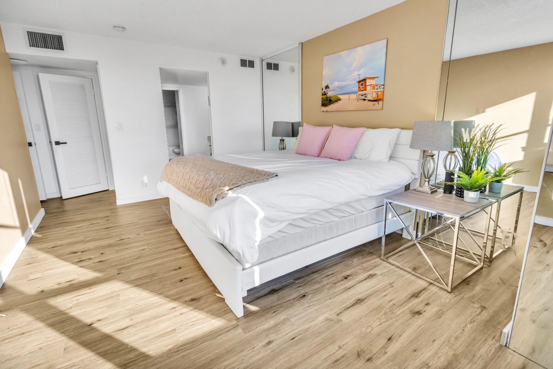 500 Three Islands Boulevard, Unit 109, Hallandale Beach, FL 33009 Photo