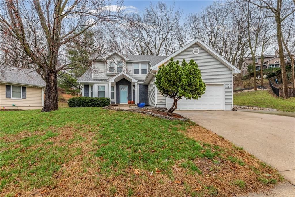 304 Lancelot Drive, Liberty, MO 64068 Main Photo