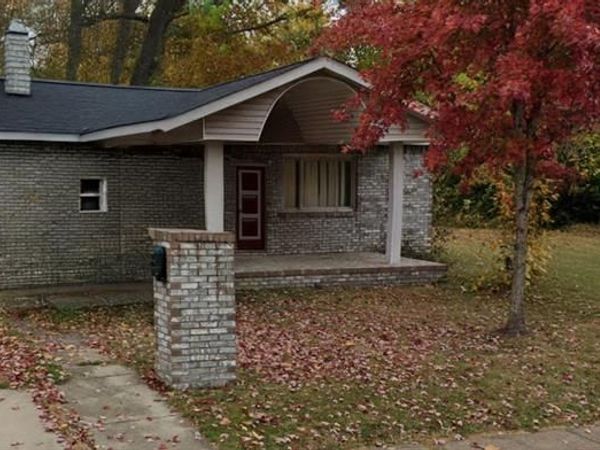 726 N 61st Street , East St Louis, IL 62203