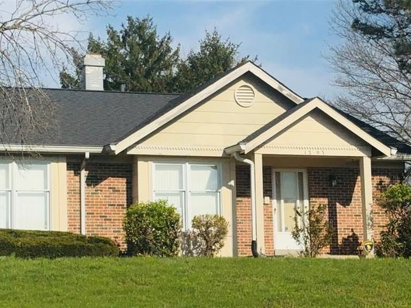 12303 White Cap Lane, Florissant, MO 63033