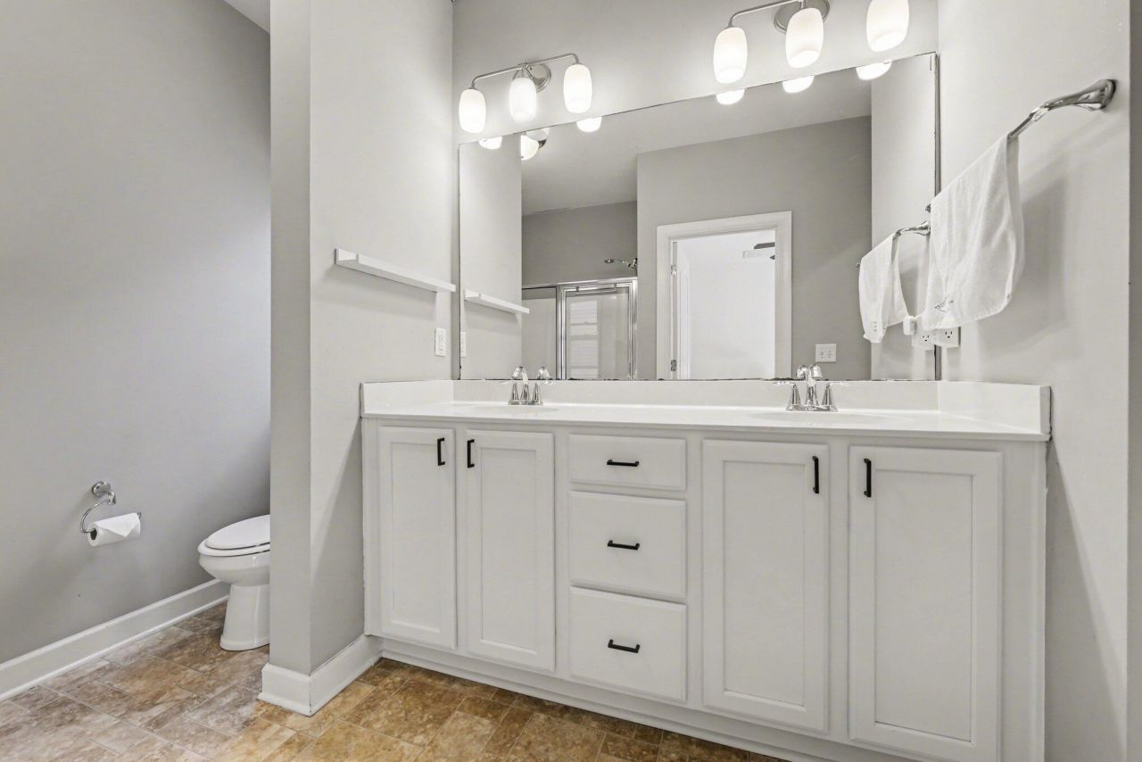 8471 Athens Way Photo 18