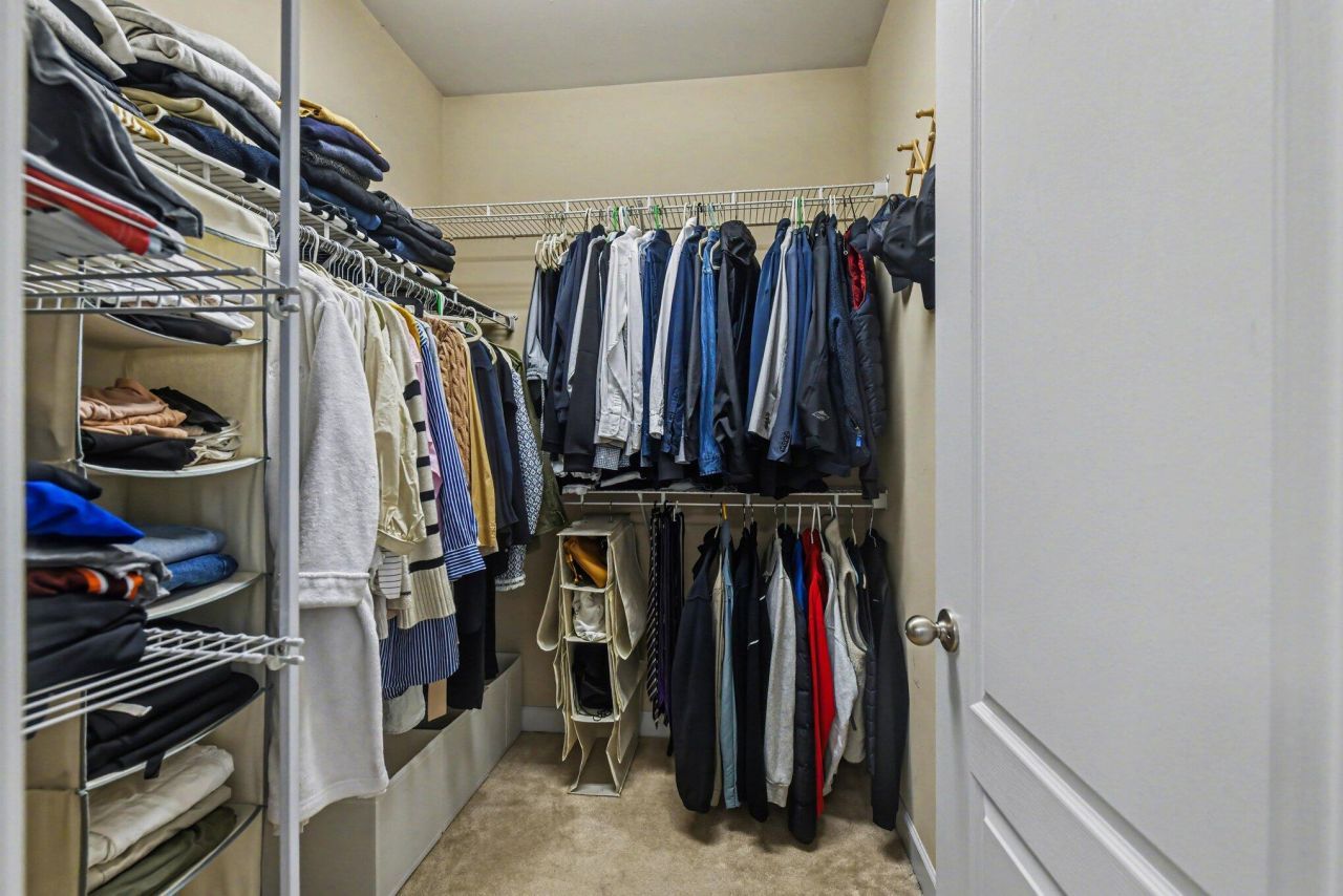 8471 Athens Way Photo 20