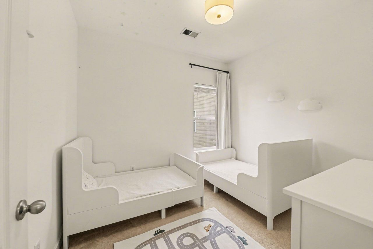 8471 Athens Way Photo 21