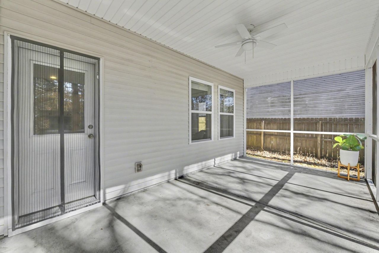 8471 Athens Way Photo 29