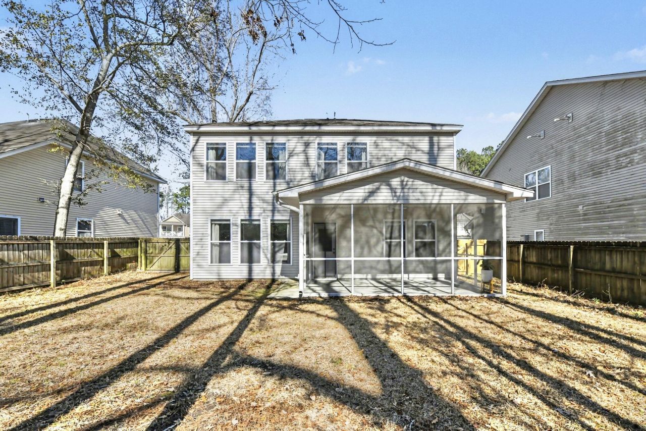 8471 Athens Way Photo 30