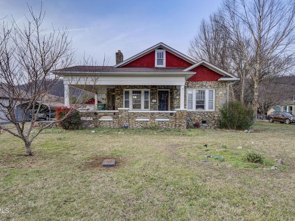 1027 North Elm Avenue, Erwin, TN 37650