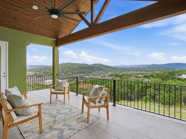 9889 Cash Mountain, Helotes, TX 78023