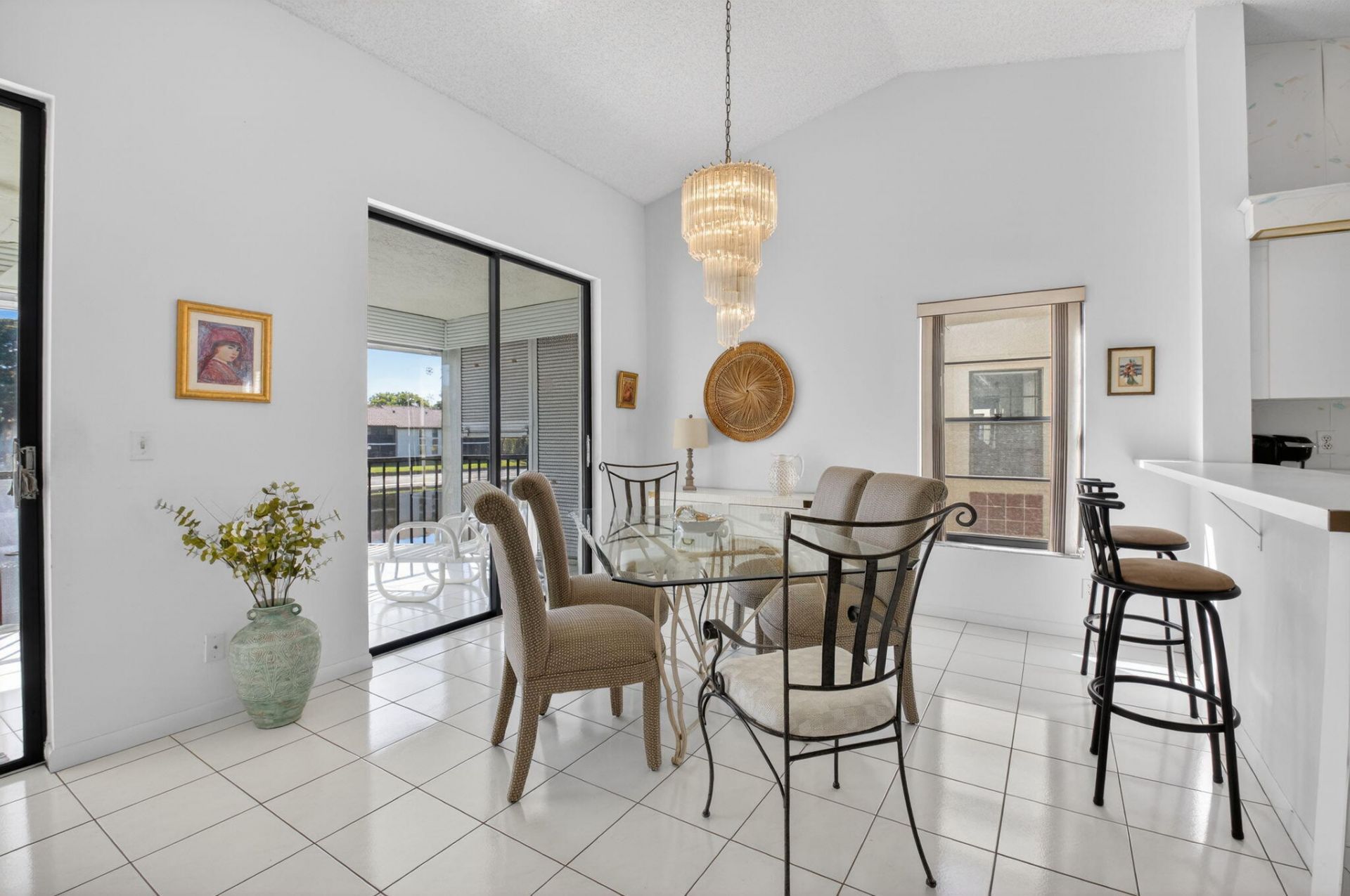 10279 N Circle Lake Drive, Unit 202, Boynton Beach, FL 33437 Photo