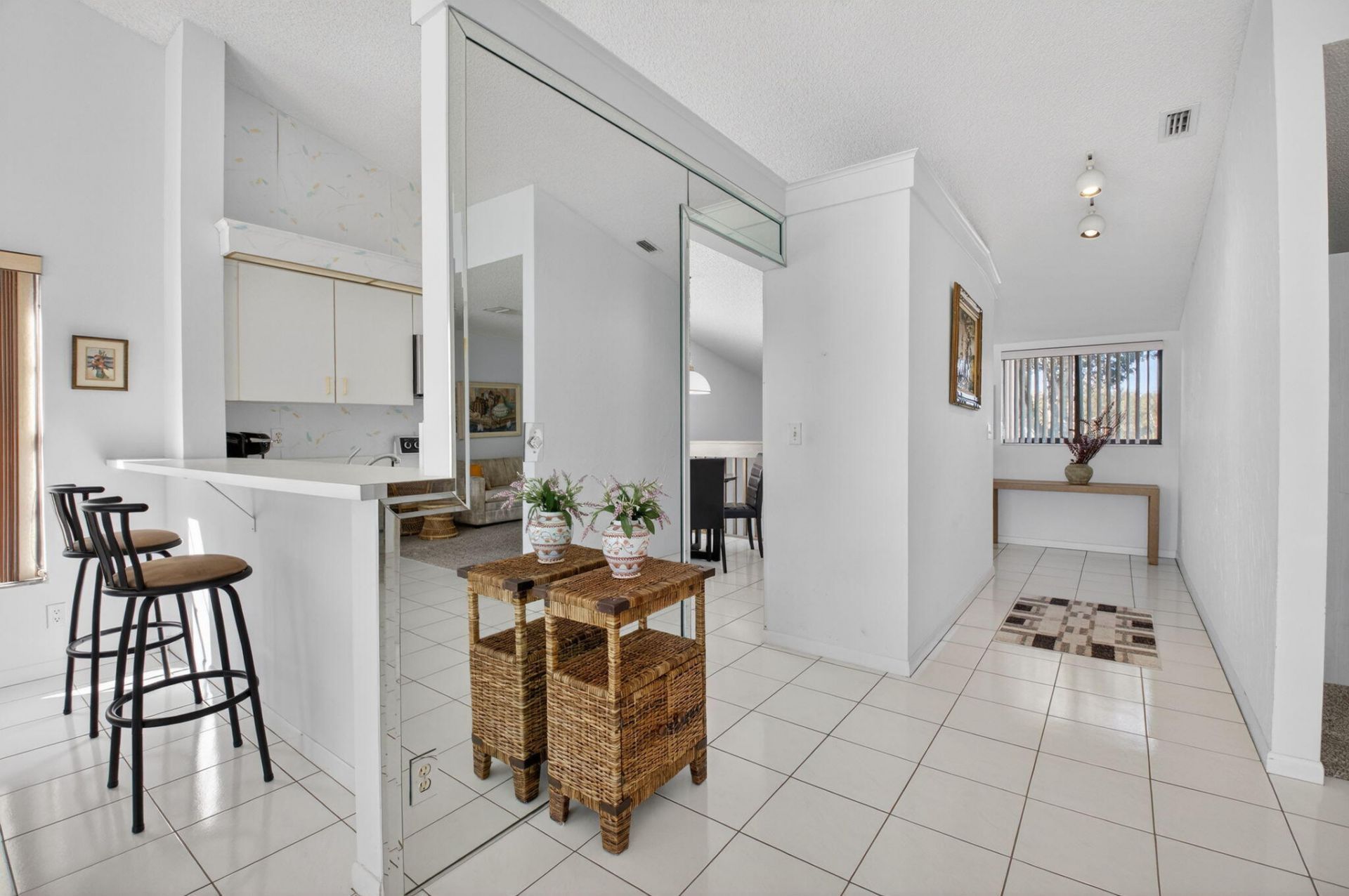 10279 N Circle Lake Drive, Unit 202, Boynton Beach, FL 33437 Photo