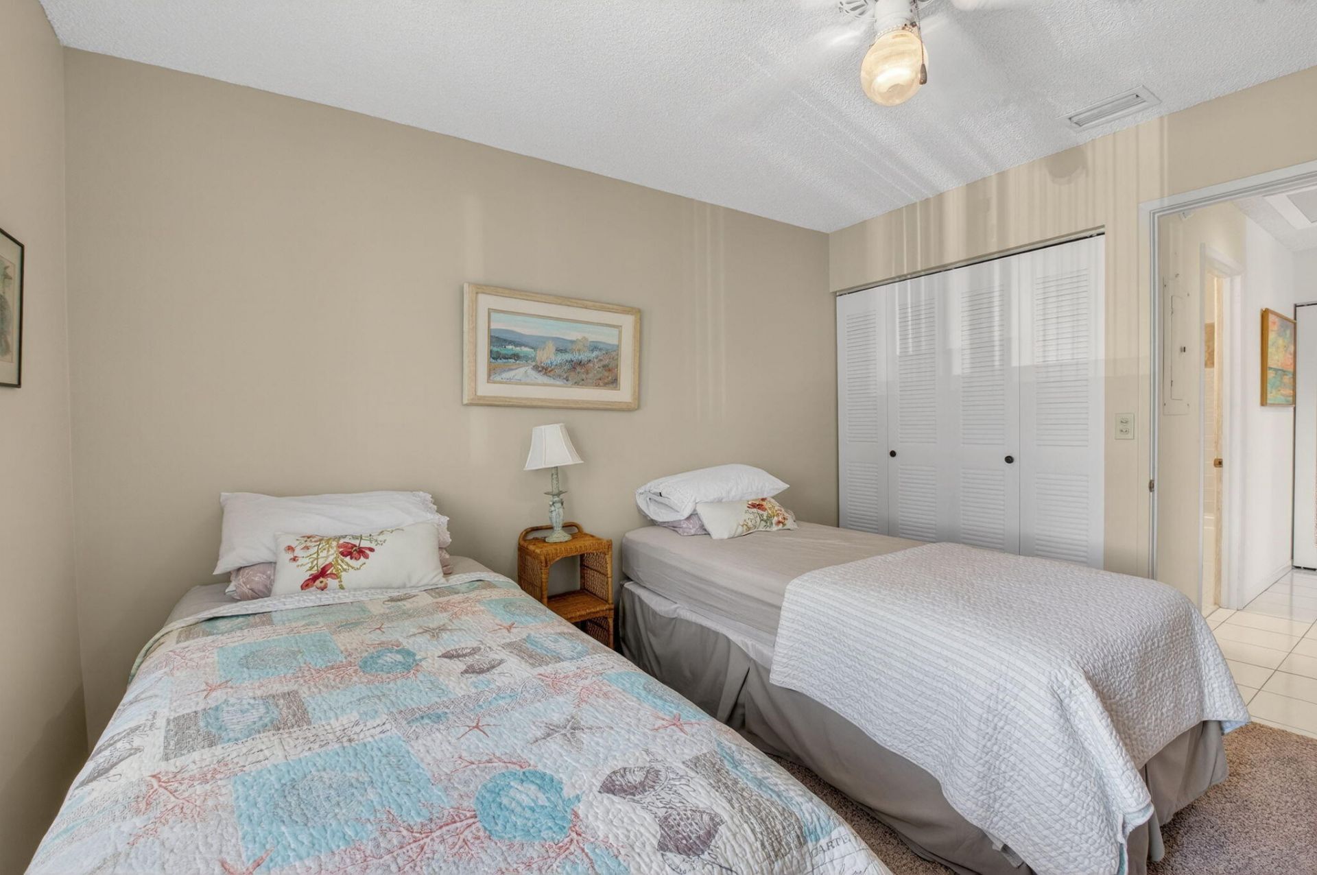 10279 N Circle Lake Drive, Unit 202, Boynton Beach, FL 33437 Photo