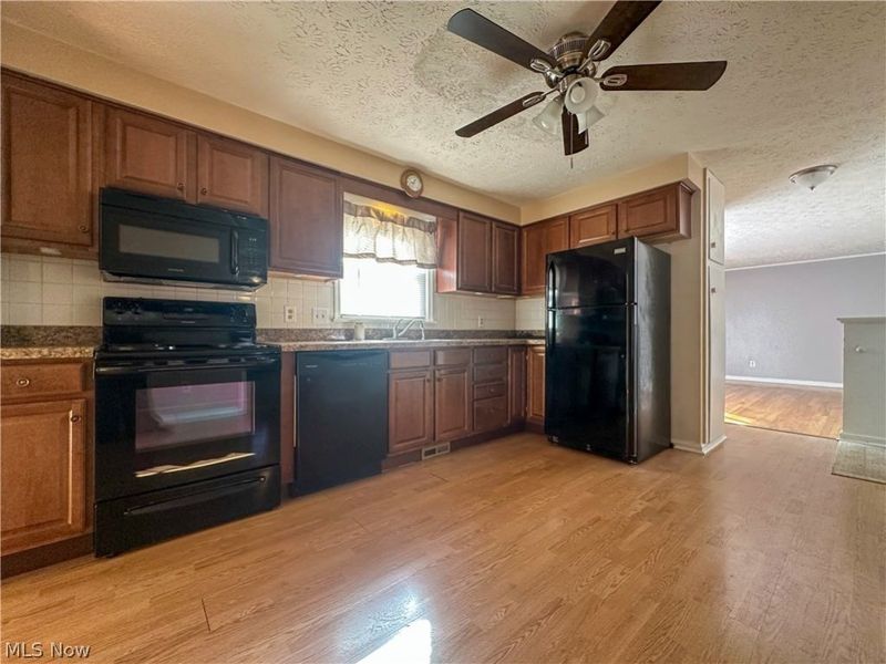 4363 Timberbrook Drive, Canfield, OH 44406 Photo 11