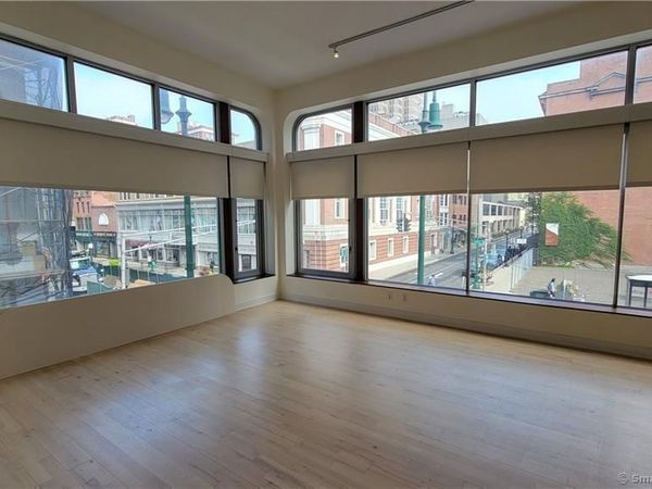 804 Chapel, Unit 201, New Haven, CT 06510