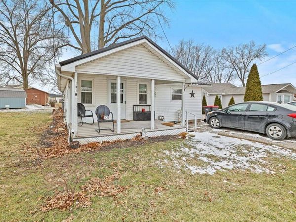 101 W 1st Avenue, Hebron, OH 43025