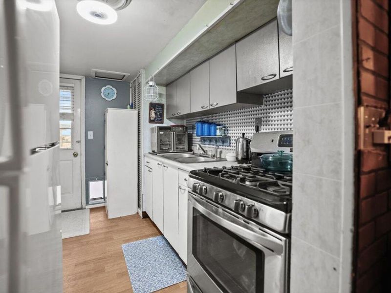 101 W 1st Avenue, Hebron, OH 43025 Photo 11