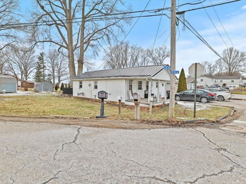 101 W 1st Avenue, Hebron, OH 43025 Photo 4