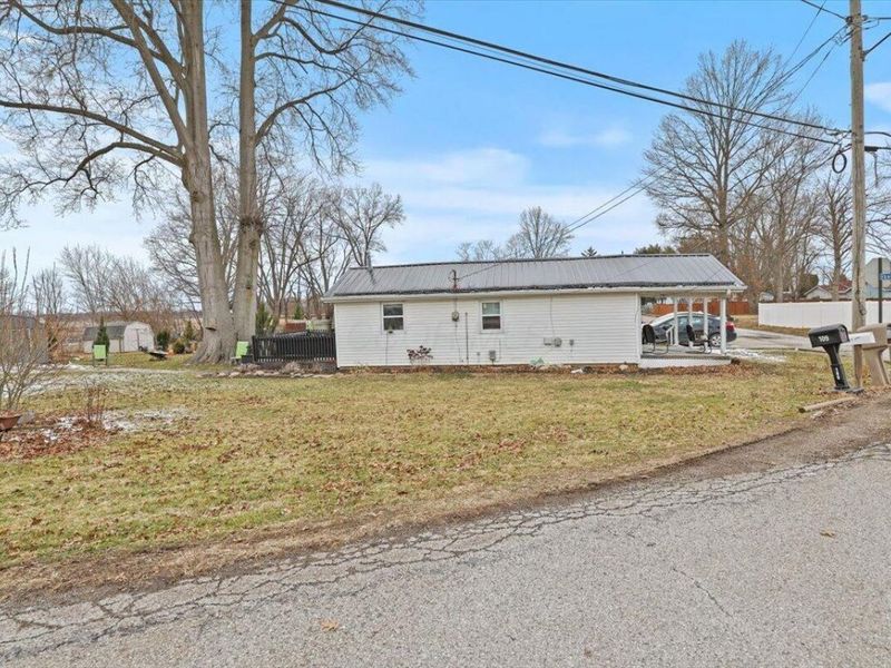 101 W 1st Avenue, Hebron, OH 43025 Photo 5